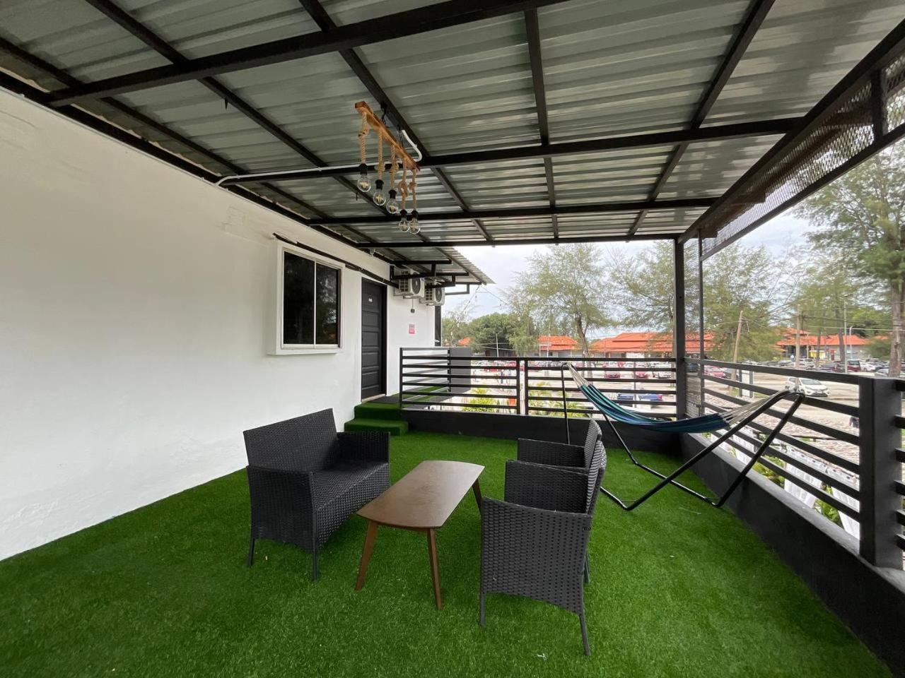 The Sky Inn Kuantan Extérieur photo