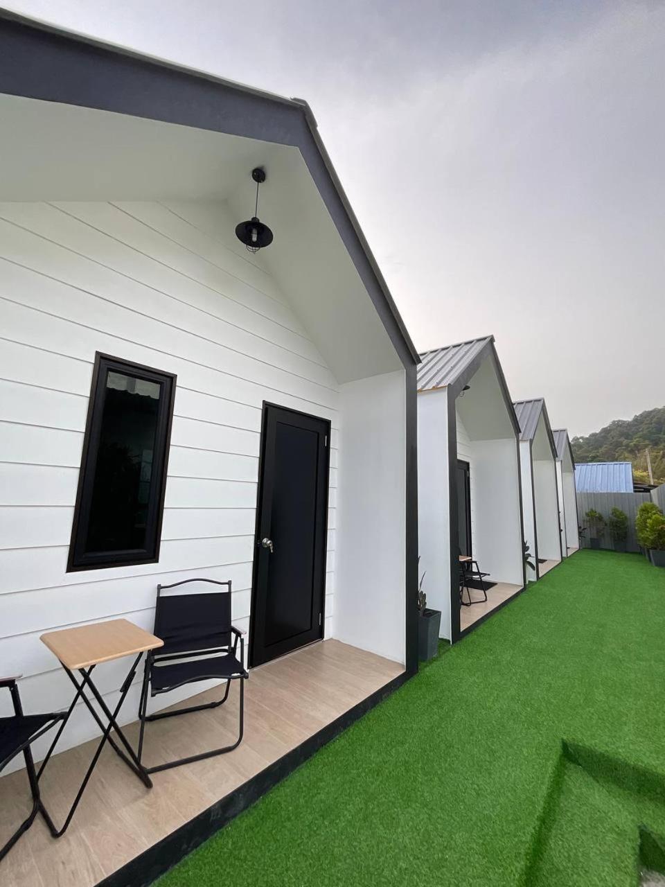 The Sky Inn Kuantan Extérieur photo