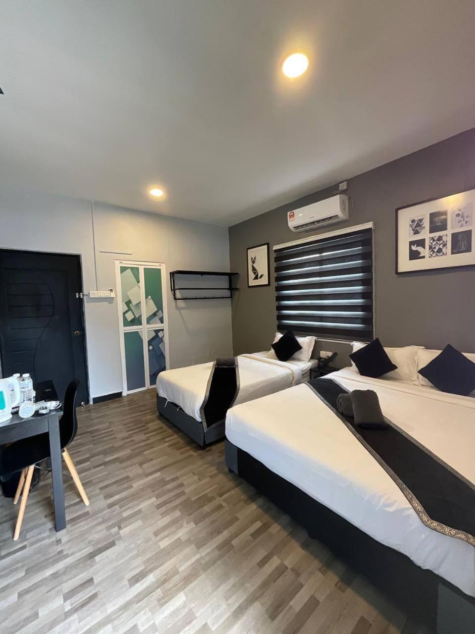 The Sky Inn Kuantan Extérieur photo