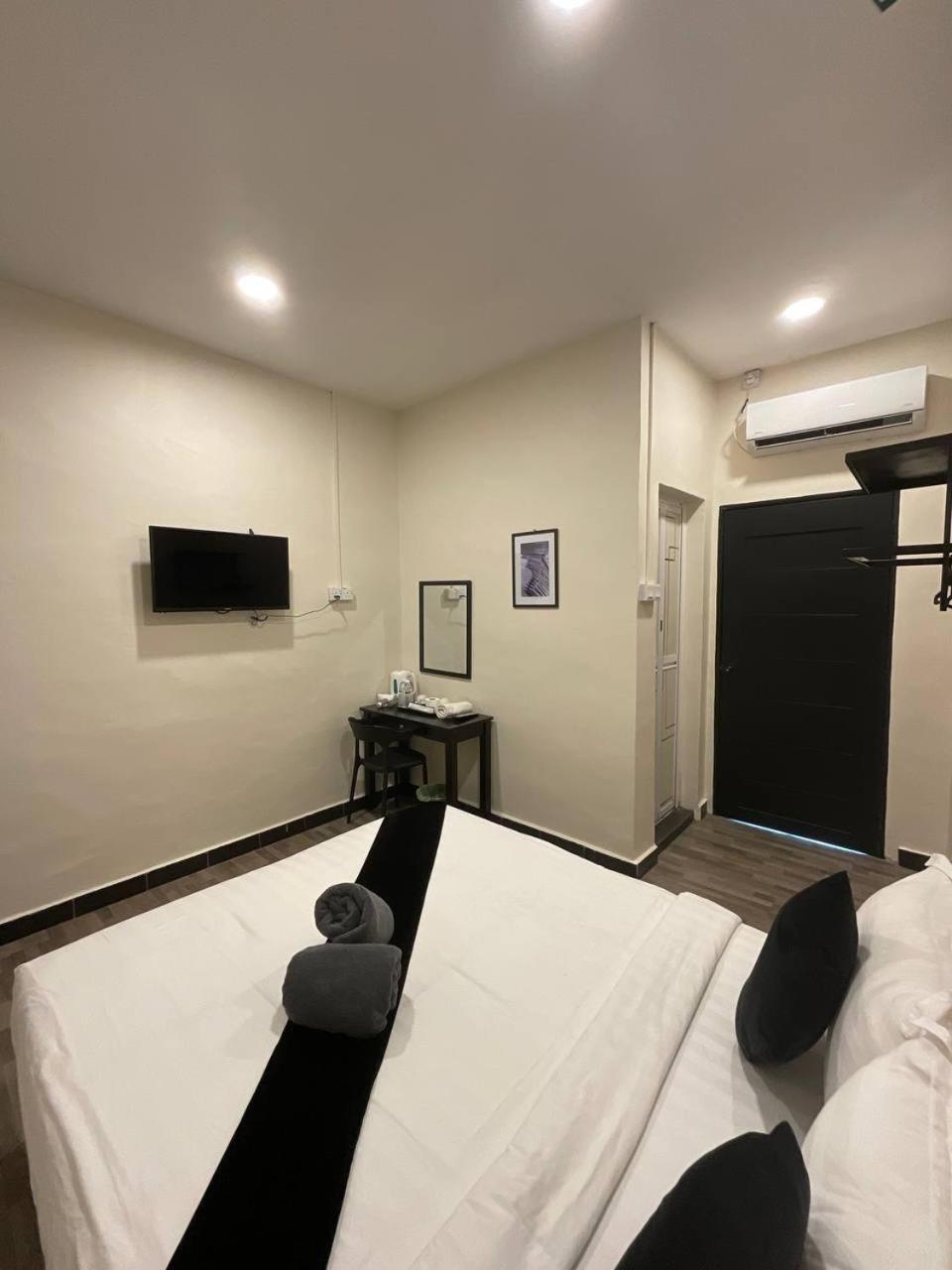 The Sky Inn Kuantan Extérieur photo